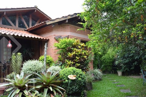 Image 24 - 232006